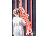 Koinobori Röd 70cm japansk fiskflagga / Madame Mo Frankrike (鯉幟 / Traditionell japansk vindstrut/socka)