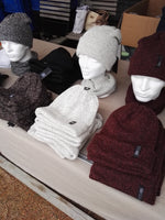 Faithful Alpaca Black Hat / poolo Knitting Factoryn