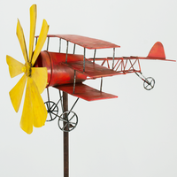 Röde Baronen / Red Baron / Rött Flygplan i Metall / Vindsnurra / Vindspel /Aircraft / Airplane / Wind Game / Wind Wheel (Rabatt 20%)