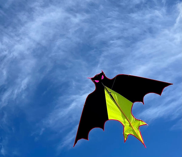 Bat Yellow - Bat / Batman - Eksklusiivinen lohikäärme osoitteesta www.Drake.nu